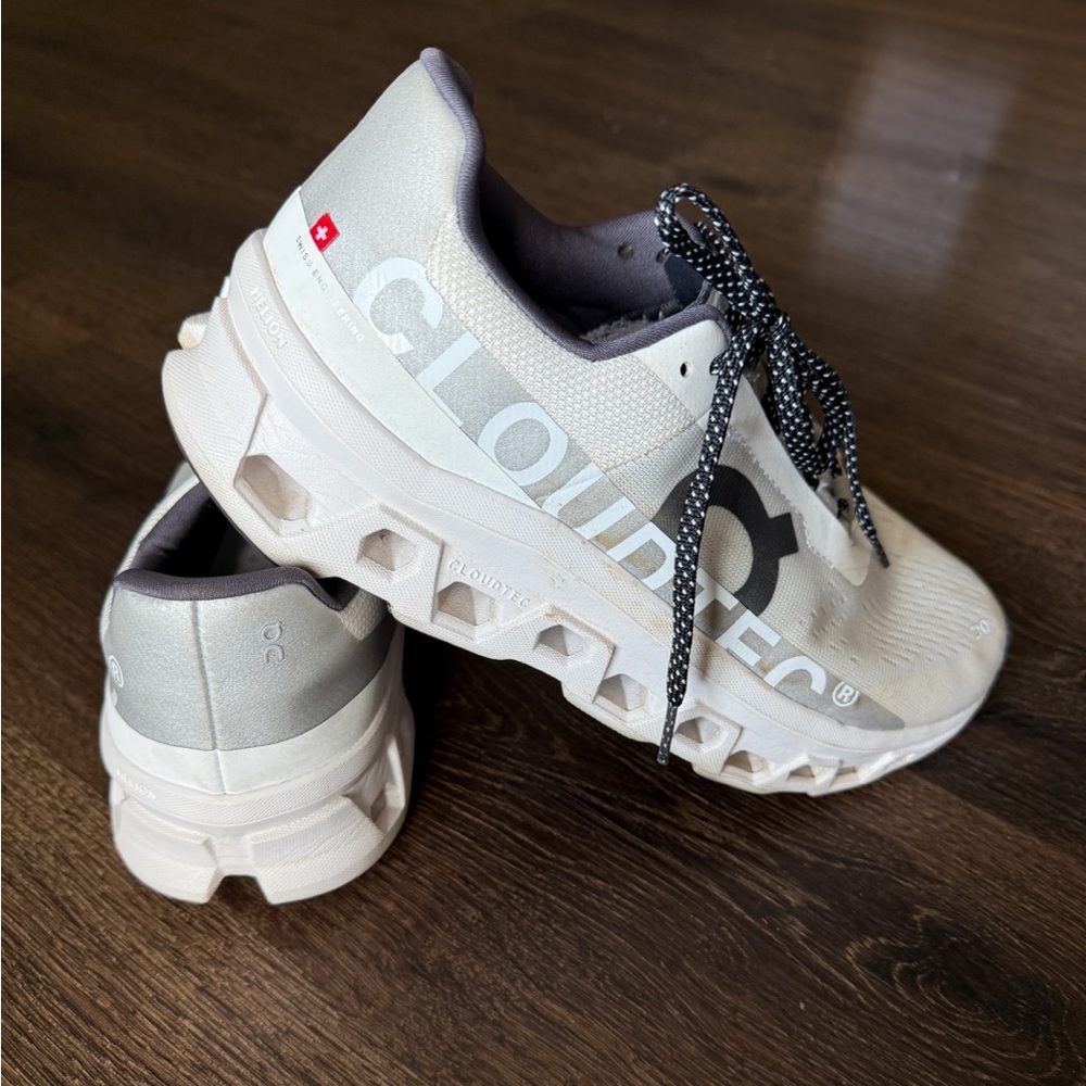 On Running Cloudtec Men's Sneakers in White and Gray